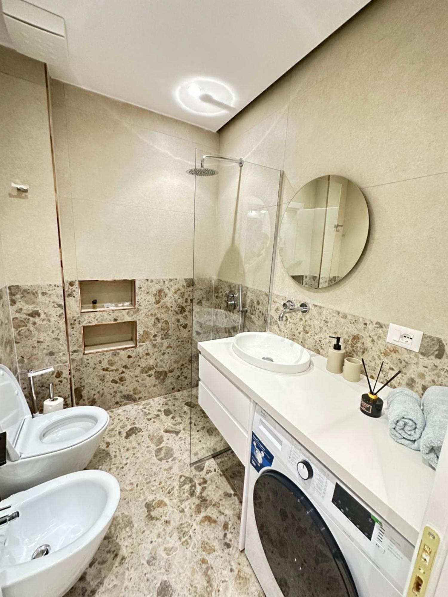 Luxurious Seaside Apartment Дуррес Екстер'єр фото