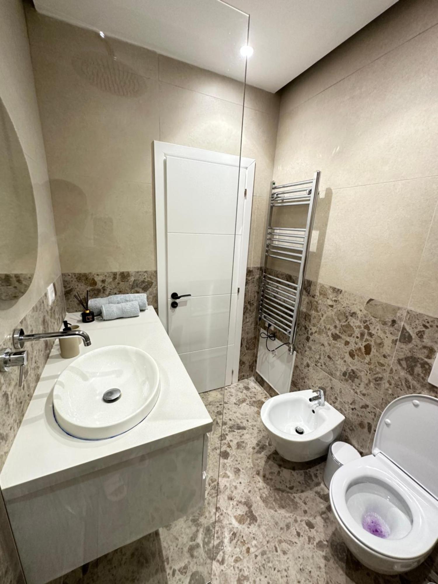 Luxurious Seaside Apartment Дуррес Екстер'єр фото